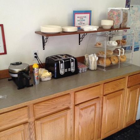 Coeur D' Alene Budget Saver Motel Кёр-д'Ален Экстерьер фото